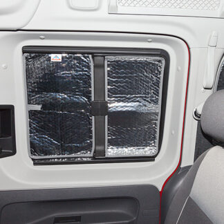 Brandrup - ISOLITE® Inside Schiebefenster in Schiebetür rechts, VW Caddy 4/3 mit PKW-Verkleidung