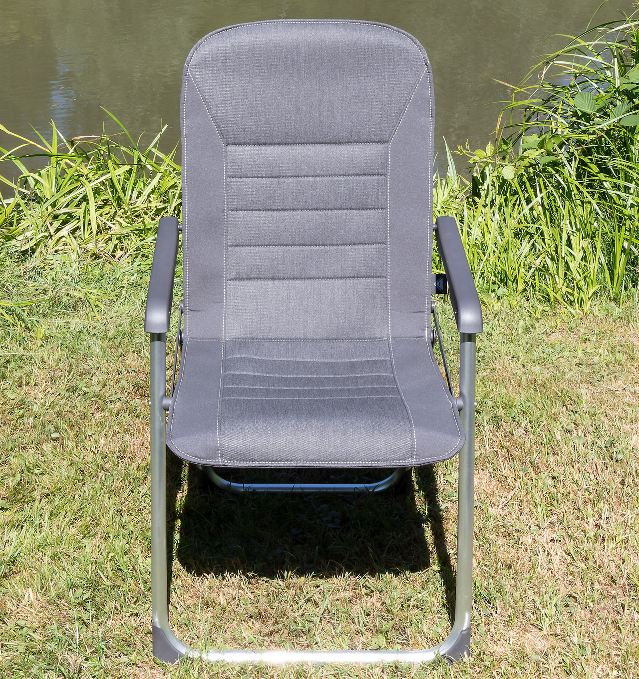 Polsterbezug für VW T7 California Campingstuhl, Design: "Mèlange Raven"