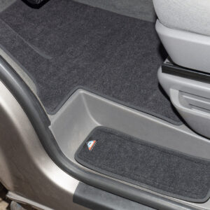 Veloursteppichset für beide Fahrerhaus-Trittstufen VW T6.1/T6/T5, Design „Titanschwarz"